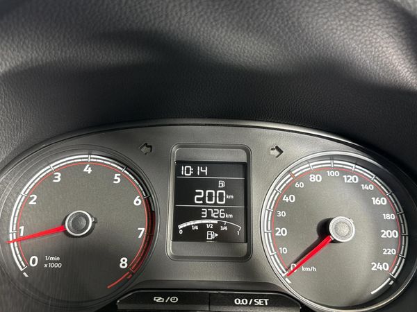 2025-Volkswagen-Polo-Vivo-14 image:2