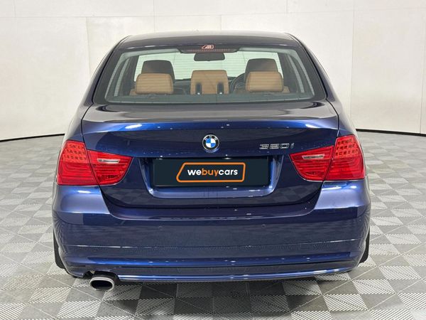 2010-BMW-3-Series-320i-Auto image:15