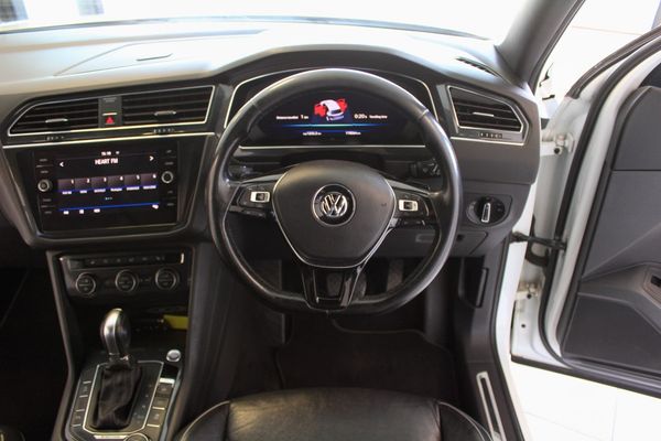 2018-Volkswagen-Tiguan-Allspace-20-TSI-Highline-4Motion-Auto-162kW image:18