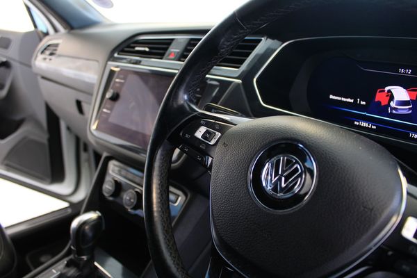 2018-Volkswagen-Tiguan-Allspace-20-TSI-Highline-4Motion-Auto-162kW image:19