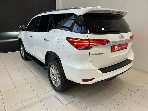 2022-Toyota-Fortuner-28-GD-6-4x4-Auto image:4
