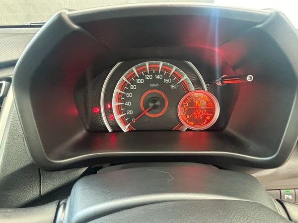 2025-Toyota-Vitz-10-XR-AMT image:7