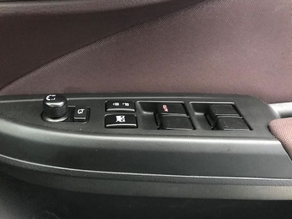 2026-Suzuki-Fronx-15-GL image:9