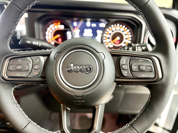 2025-Jeep-Wrangler-Rubicon-20T-Auto-4-Door image:11
