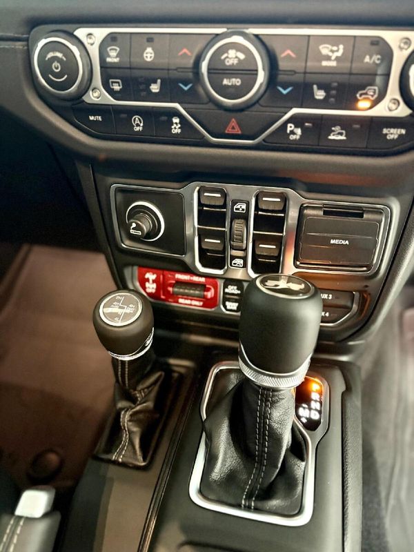 2025-Jeep-Wrangler-Rubicon-20T-Auto-4-Door image:12