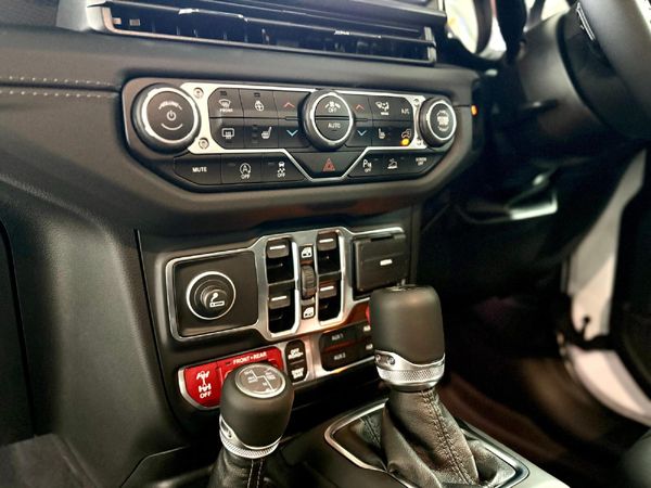 2025-Jeep-Wrangler-Rubicon-20T-Auto-4-Door image:14