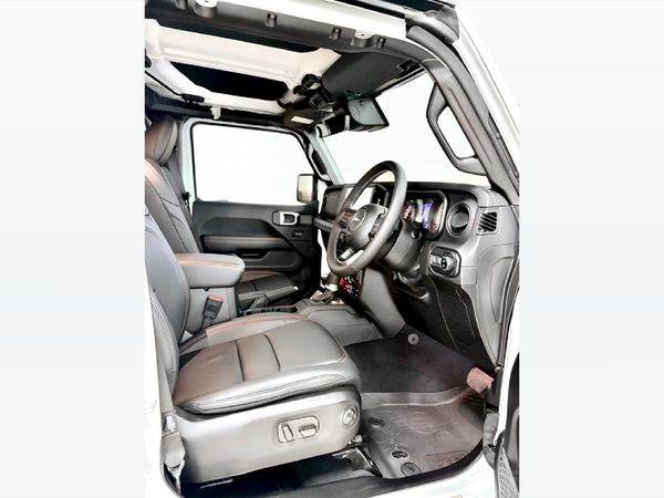 2025-Jeep-Wrangler-Rubicon-20T-Auto-4-Door image:6