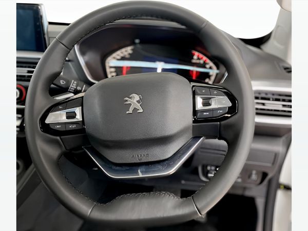 2026-Peugeot-Landtrek-19D-Allure-Double-Cab-Auto image:11