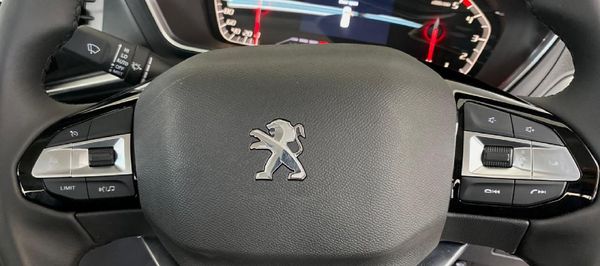 2026-Peugeot-Landtrek-19D-Allure-Double-Cab-Auto image:12