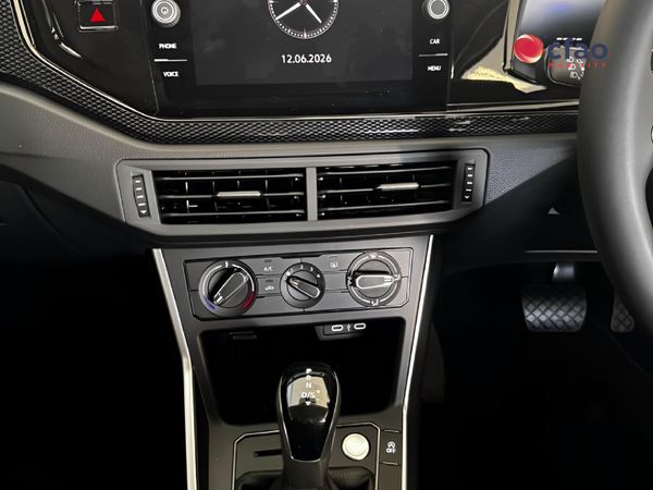 2026-Volkswagen-Polo-10-TSI-Life-Auto-DSG image:16
