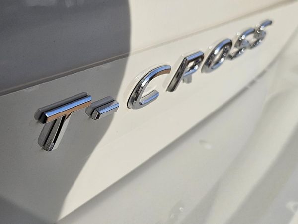 2026-Volkswagen-T-Cross-10-TSI-R-Line-Auto image:9