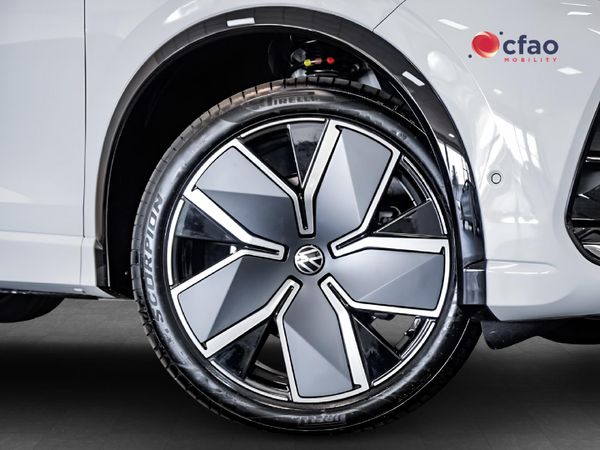 2026-Volkswagen-Tiguan-20-TSI-R-Line-4Motion-Auto image:5
