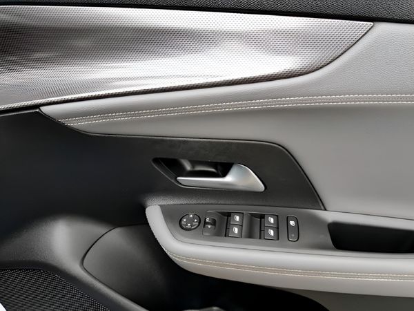 2023-Opel-Mokka-12T-Elegance-Auto image:15