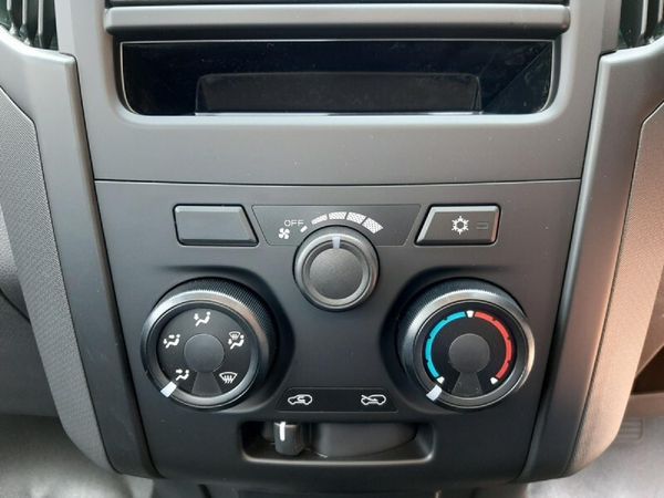2026-Isuzu-D-Max-250-HO-Fleetside-Safety-Single-Cab image:13