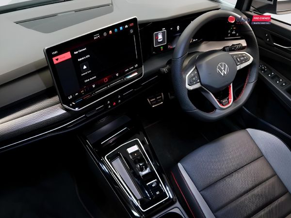 2026-Volkswagen-Golf-8-GTI-20-TSI-DSG image:10