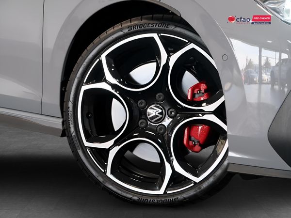 2026-Volkswagen-Golf-8-GTI-20-TSI-DSG image:1