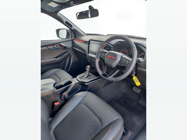 2026-Isuzu-D-Max-19-DDI-HR-X-Rider-Auto-Double-Cab image:10