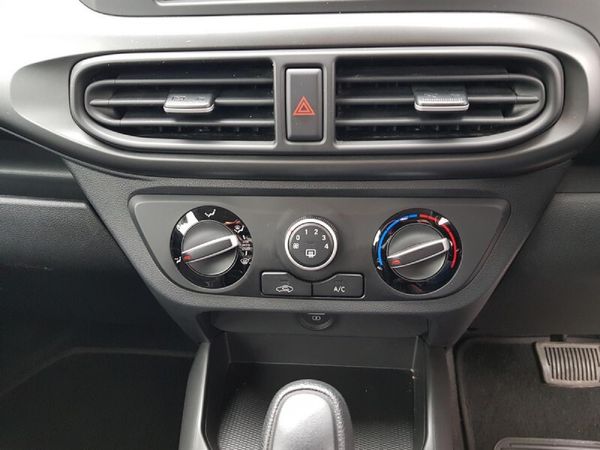 2023-Hyundai-Grand-i10-10-Motion-Auto image:18