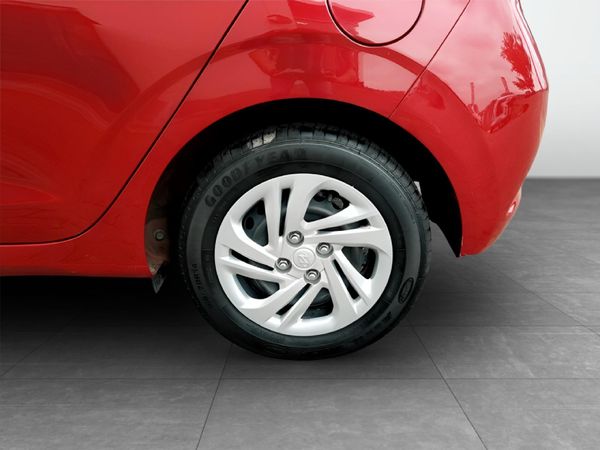 2023-Hyundai-Grand-i10-10-Motion-Auto image:5