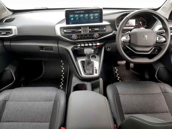 2026-Peugeot-Landtrek-19D-Allure-Double-Cab-Auto image:9