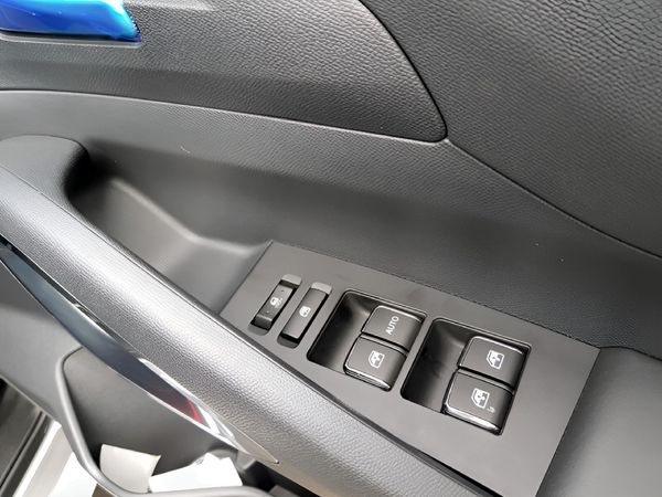 2026-Peugeot-Landtrek-19D-Allure-Double-Cab-Auto image:15