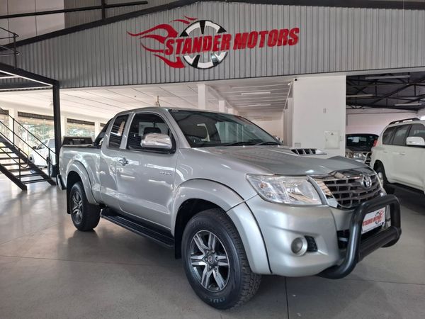 2013-Toyota-Hilux-30-D-4D-Raider-Xtra-Cab image:1