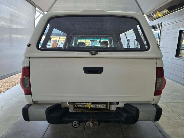 2009-Isuzu-KB-250D-Teq-Extended-cab-LE image:3