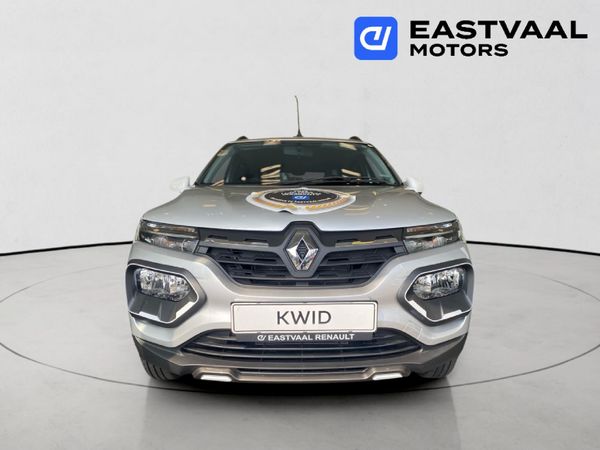2026-Renault-Kwid-10-Climber-Auto image:1