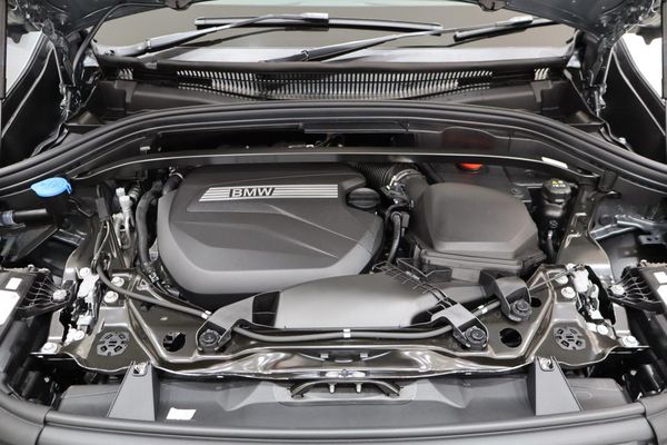 2025-BMW-X1-sDrive18d-M-Sport image:21