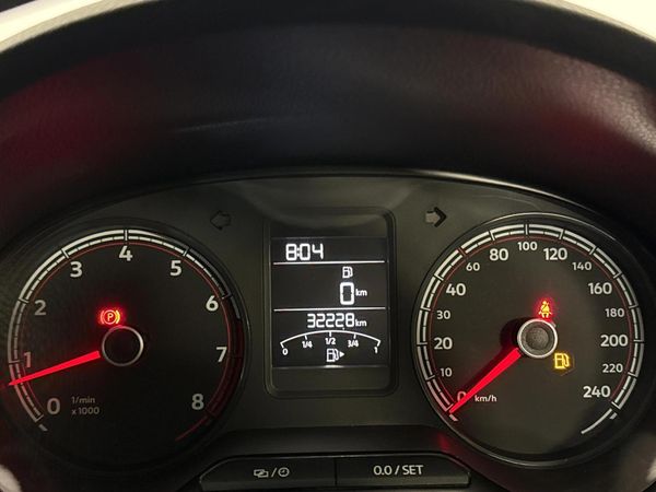 2025-Volkswagen-Polo-Vivo-16-Style image:2