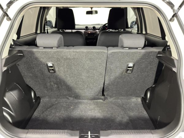2022-Suzuki-Swift-12-GL image:12