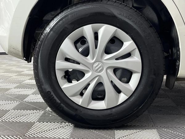 2022-Suzuki-Swift-12-GL image:7
