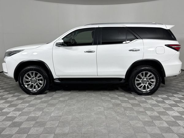2021-Toyota-Fortuner-28-GD-6-VX-Auto image:20