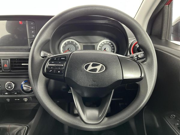 2025-Hyundai-Grand-i10-10-Motion image:10
