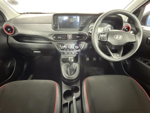 2025-Hyundai-Grand-i10-10-Motion image:1