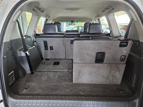 2011-Toyota-Land-Cruiser-Prado-40-V6-TX-Auto image:5