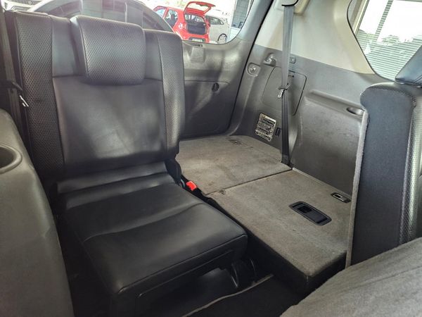 2011-Toyota-Land-Cruiser-Prado-40-V6-TX-Auto image:6