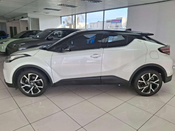 2018-Toyota-C-HR-12T-Luxury-Auto image:3