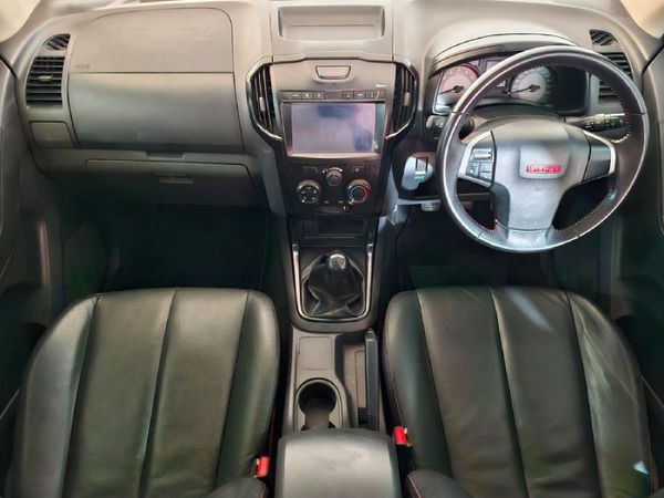 2020-Isuzu-D-Max-250-HO-X-Rider-Double-Cab image:10