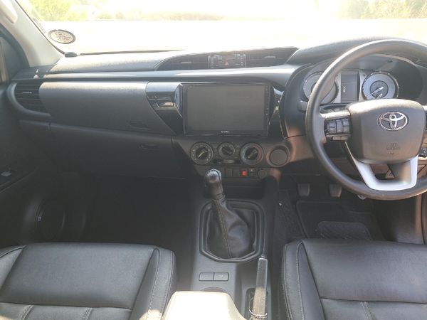 2022-Toyota-Hilux-24-GD-6-Raised-Body-Raider-Double-Cab image:13