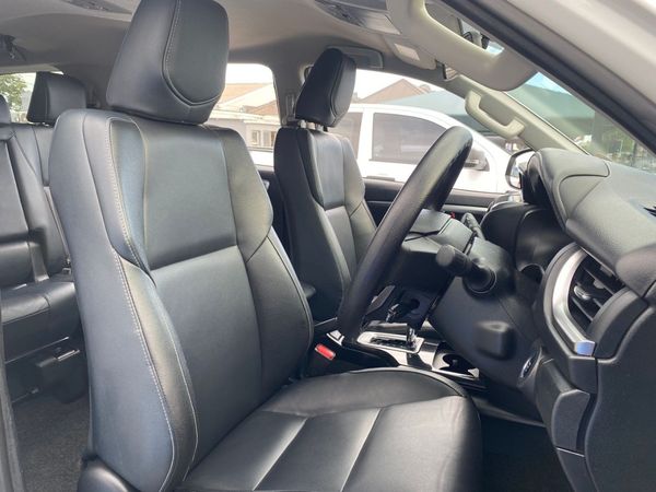 2025-Toyota-Fortuner-24-GD-6-RB-Auto image:10