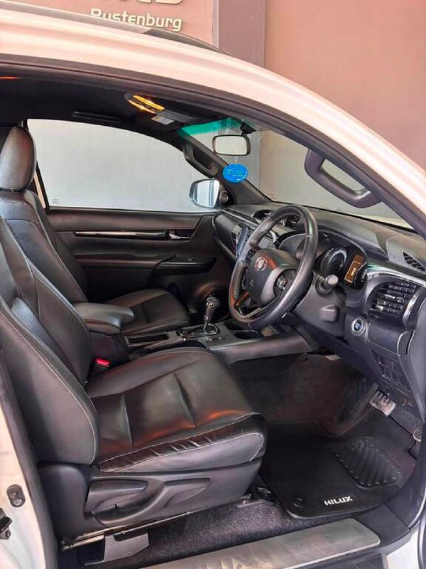 2019-Toyota-Hilux-28-GD-6-Raised-Body-Raider-Auto-Extended-Cab image:9
