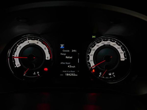 2019-Toyota-Hilux-28-GD-6-Raised-Body-Raider-Auto-Extended-Cab image:17