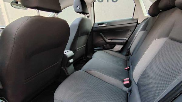2025-Volkswagen-Polo-10-TSI-Life image:11