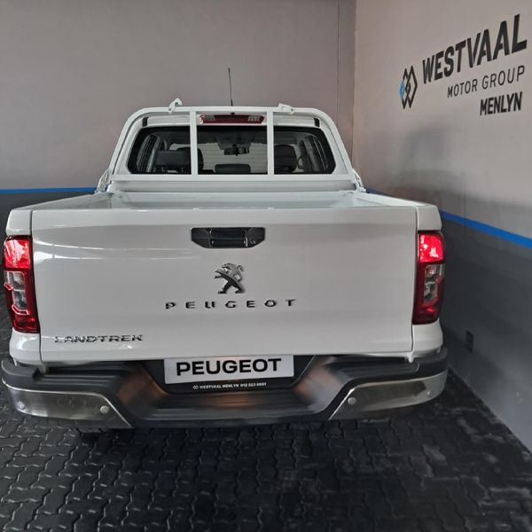 2026-Peugeot-Landtrek-19D-Active-Double-Cab-4x4 image:3