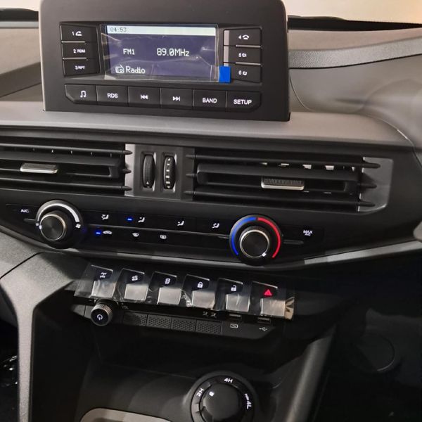 2026-Peugeot-Landtrek-19D-Active-Double-Cab-4x4 image:8