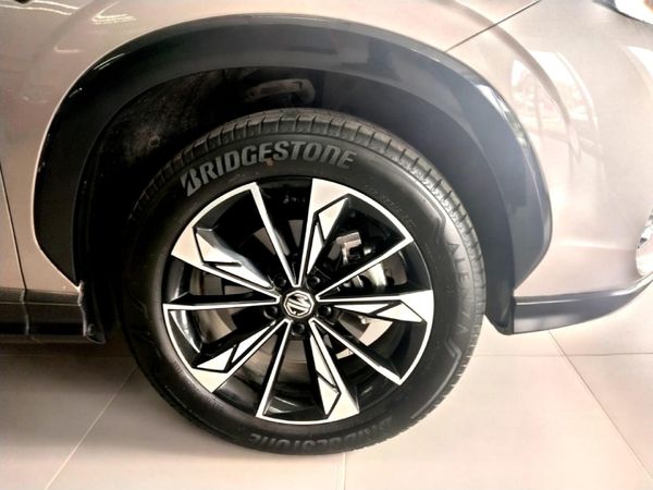2026-MG-HS-15T-Luxury-Auto image:3