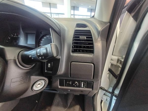 2015-Isuzu-KB-250-D-Teq-HO-LE-Double-Cab image:7