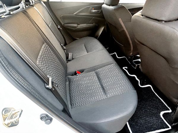2025-Suzuki-Swift-12-GL image:12