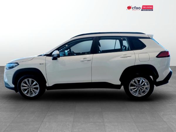 2025-Toyota-Corolla-Cross-18-XS-Hybrid image:5